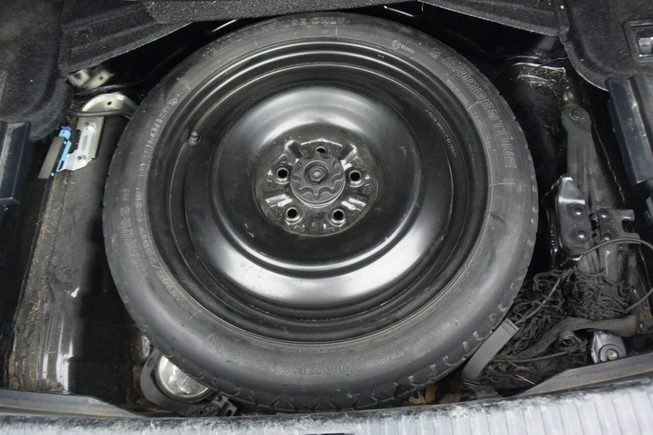 Used 2011 Lexus IS 250 image 32