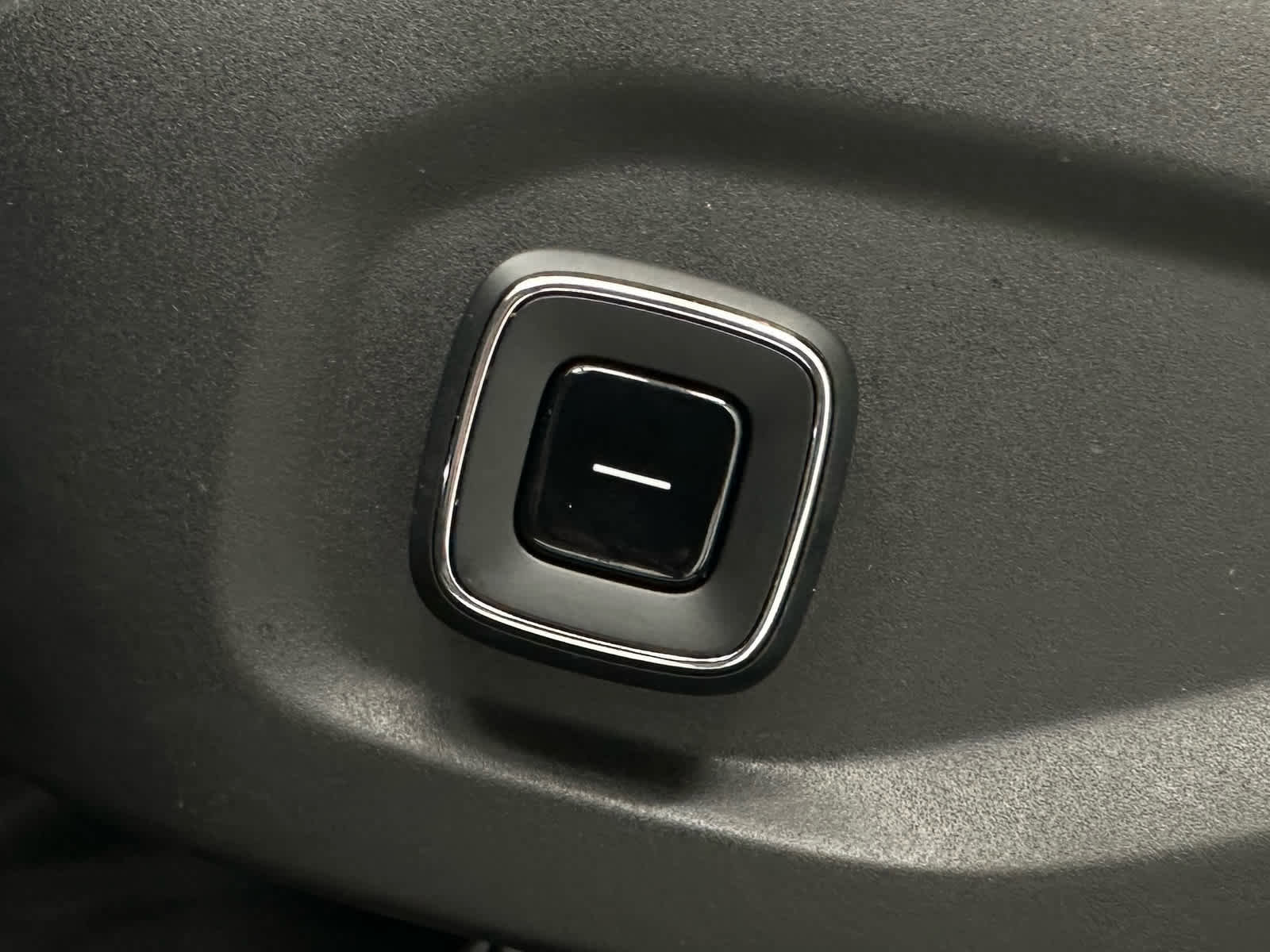 Used 2025 Polestar Polestar 3 image 12