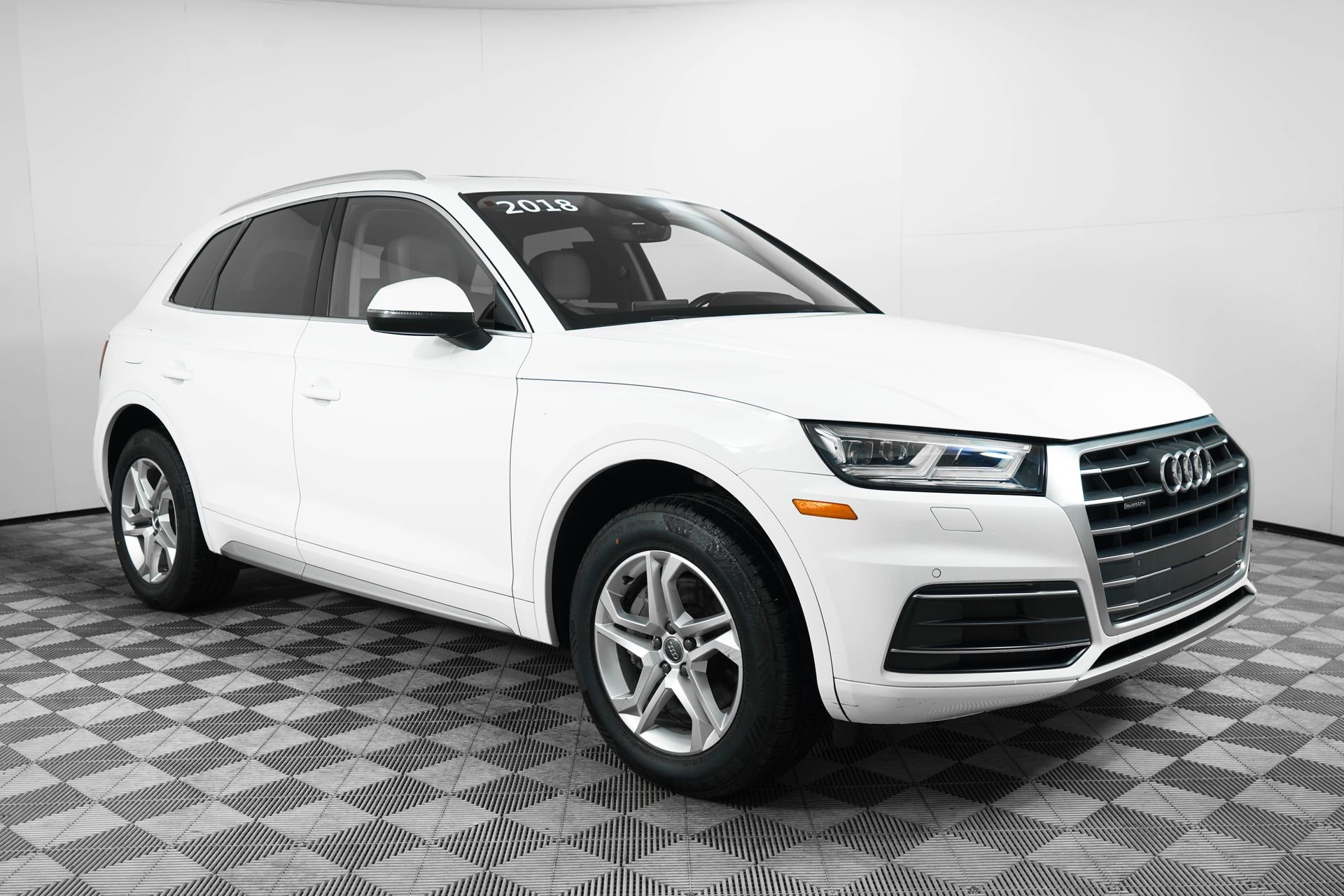 Used 2018 Audi Q5 2.0T Premium Plus w/ Premium Plus Package