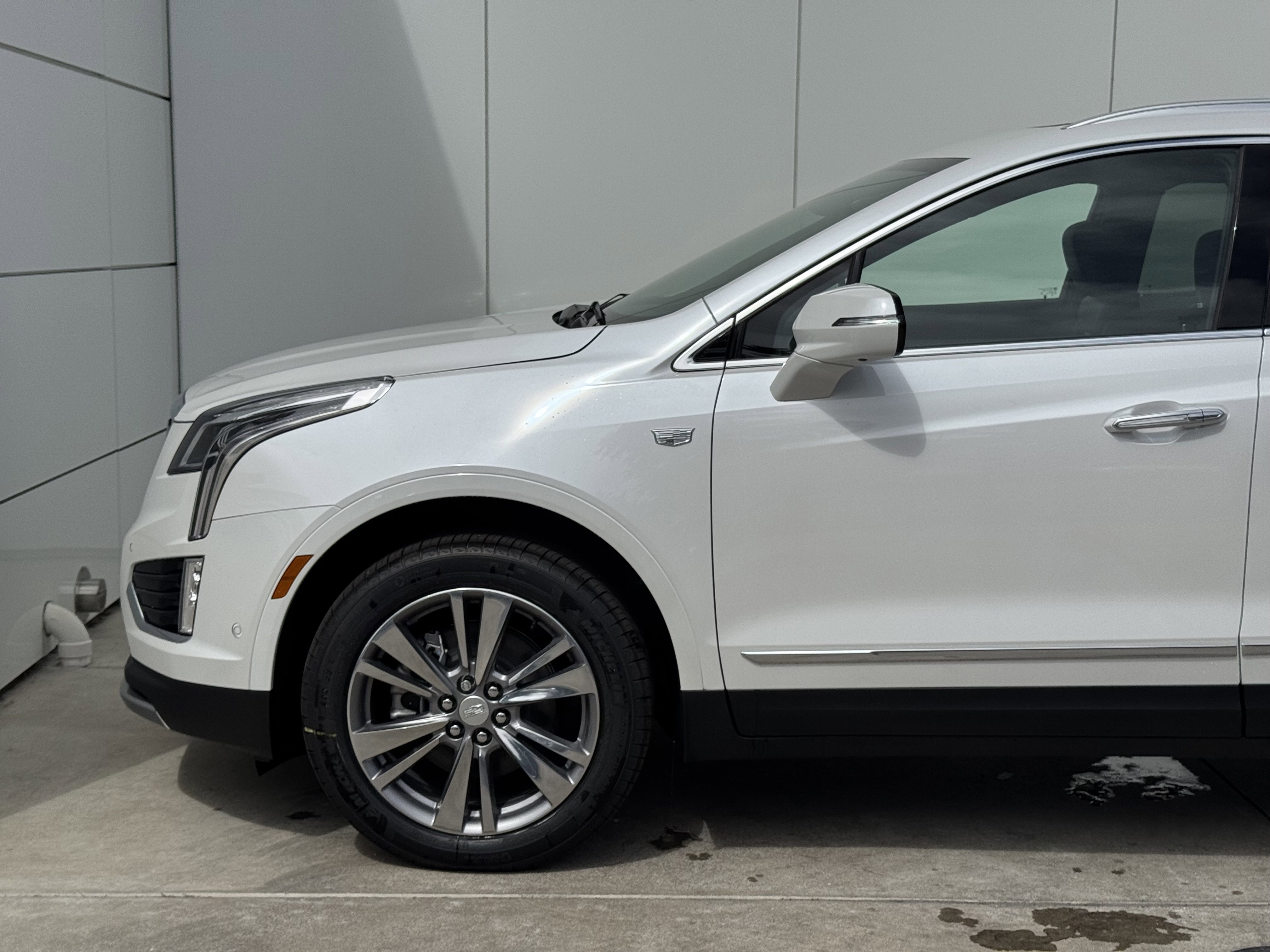 New 2025 Cadillac XT5 Premium Luxury w/ Technology Package image 5