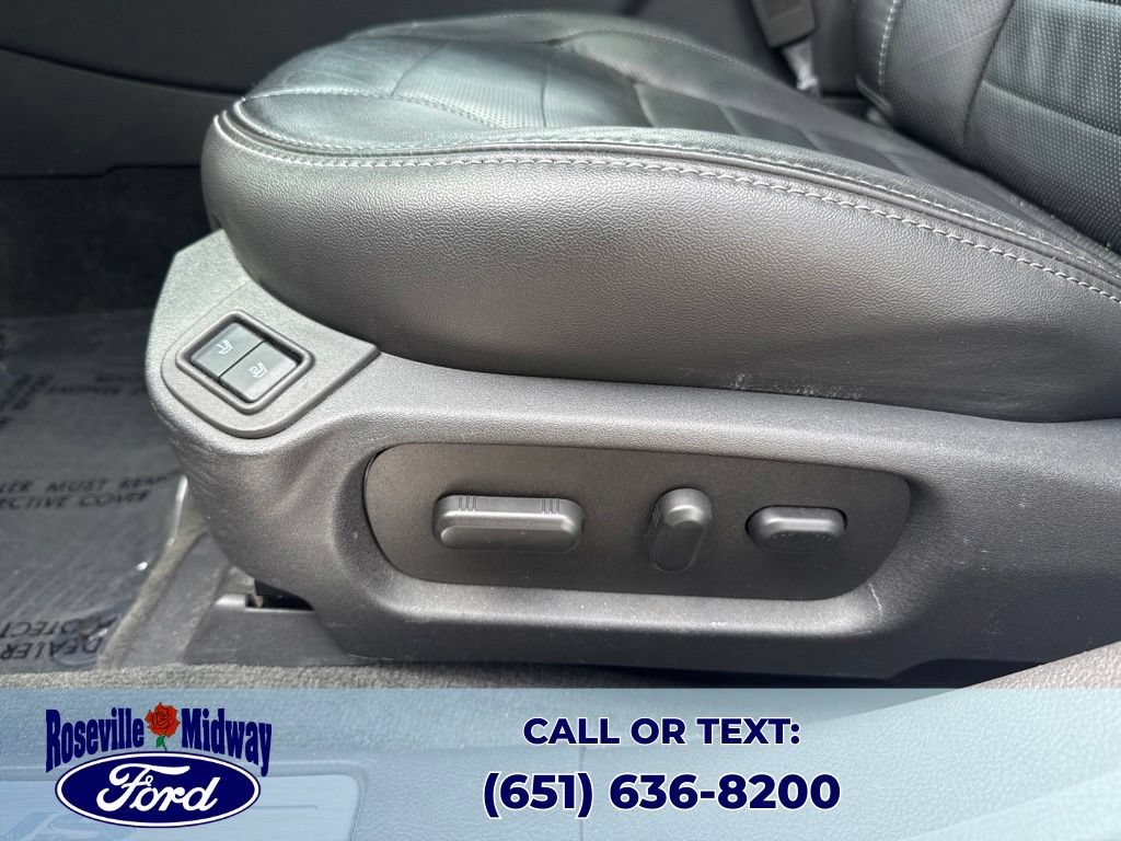 Used 2017 Ford Taurus SHO w/ Driver Assist Package AWD/4WD image 28