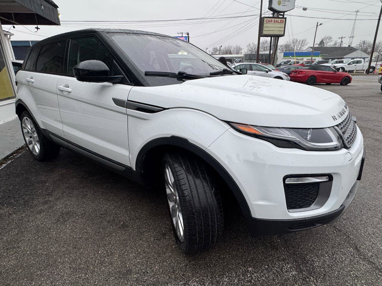 Used 2016 Land Rover Range Rover Evoque SE image 7