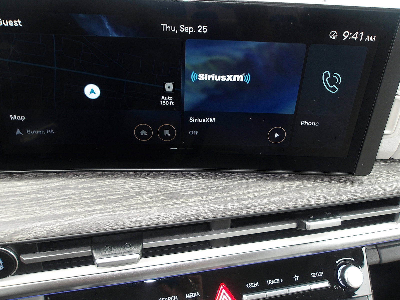 Used 2025 Hyundai Santa Fe Calligraphy image 22