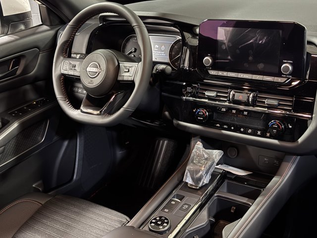 New 2025 Nissan Pathfinder Rock Creek image 18