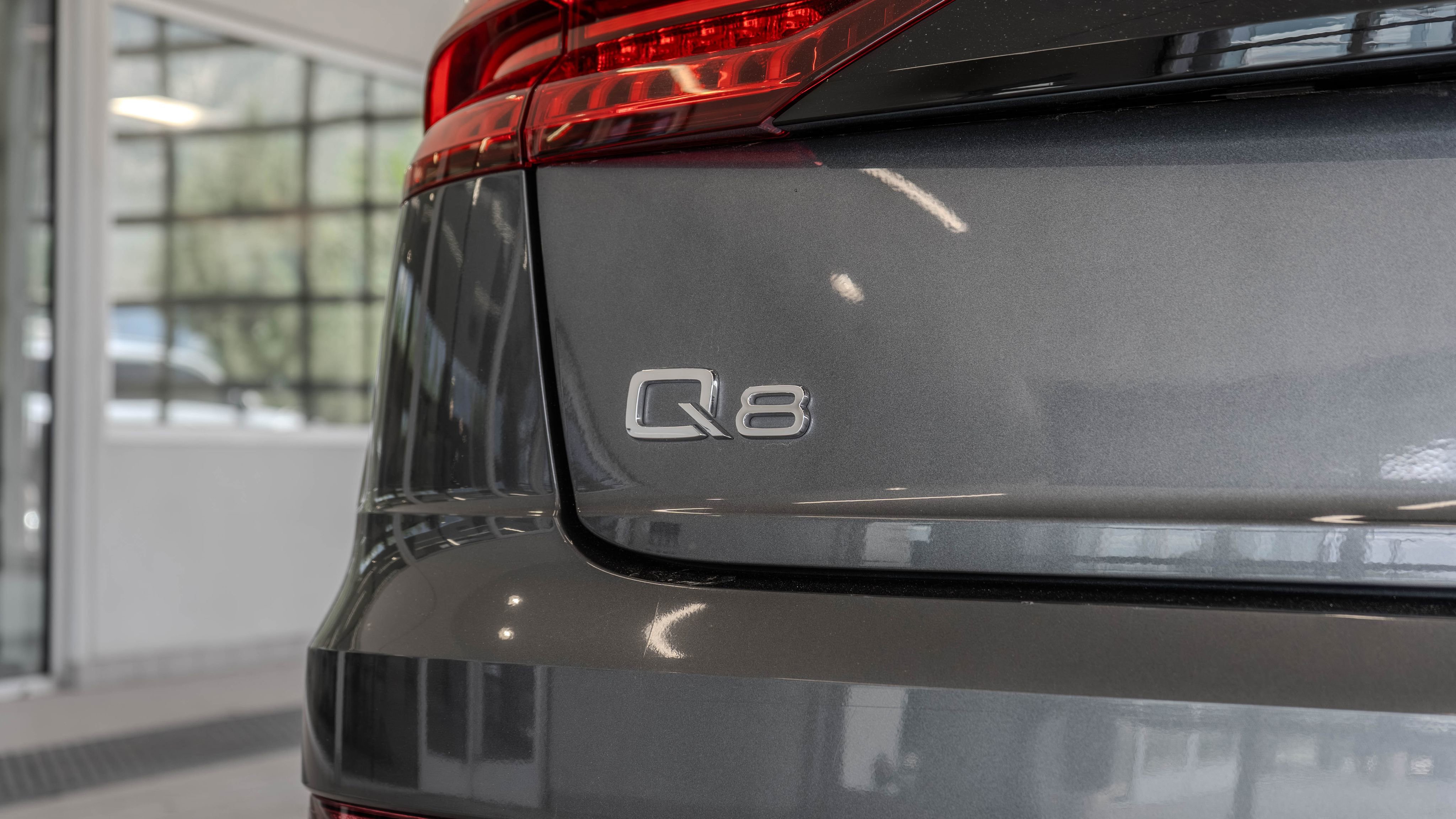 Used 2020 Audi Q8 Premium Plus AWD/4WD image 22