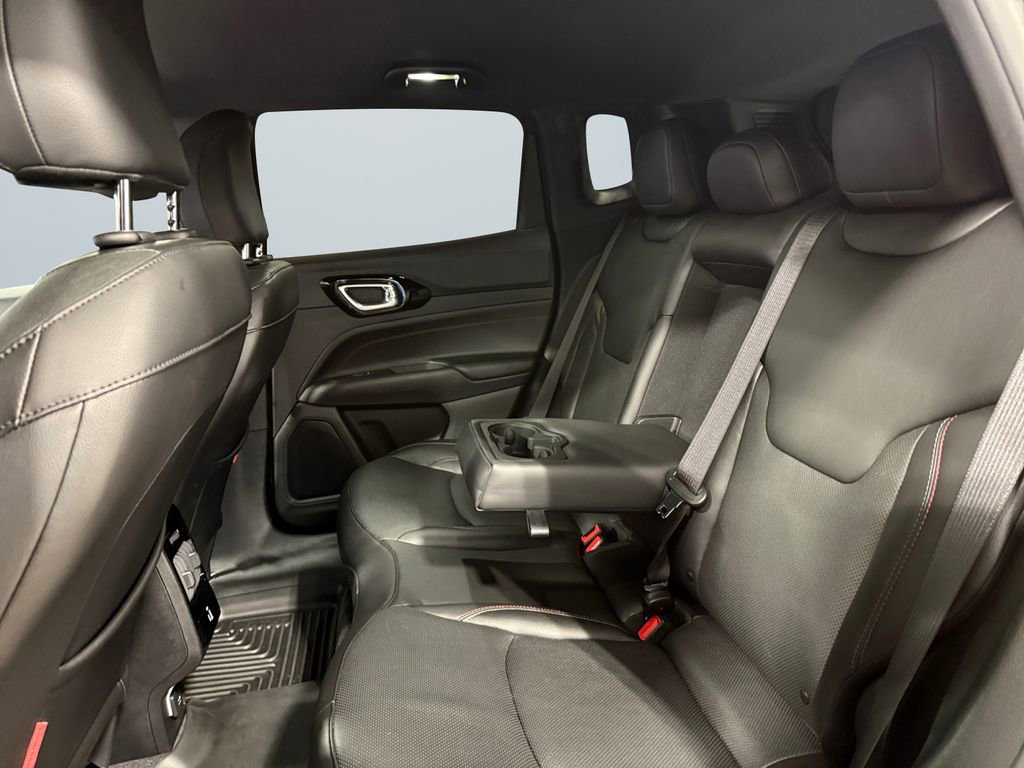 Used 2023 Jeep Compass Trailhawk w/ Trailhawk Elite Group image 13