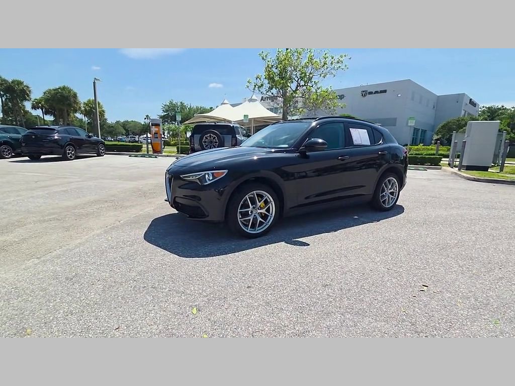 Used 2019 Alfa Romeo Stelvio Sport w/ Quick Order Package 22J Sport AWD/4WD image 46