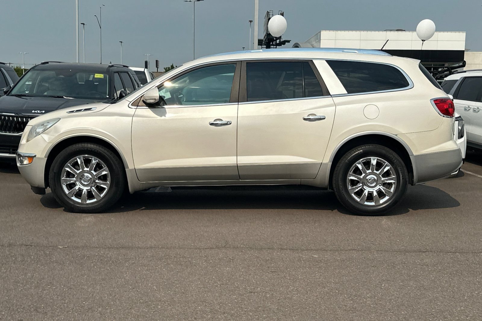 Used 2012 Buick Enclave Premium w/ Trailering Provision Package AWD/4WD image 7