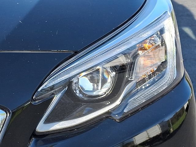 Used 2022 Subaru Outback Touring AWD/4WD image 12