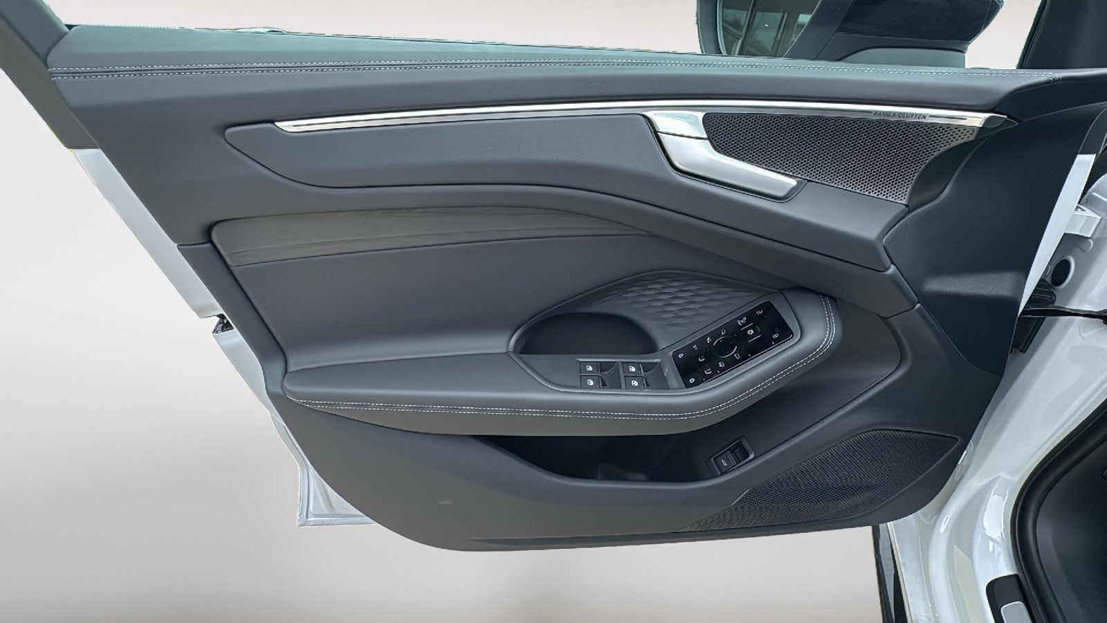 New 2026 Audi A6 Premium Plus AWD/4WD image 11