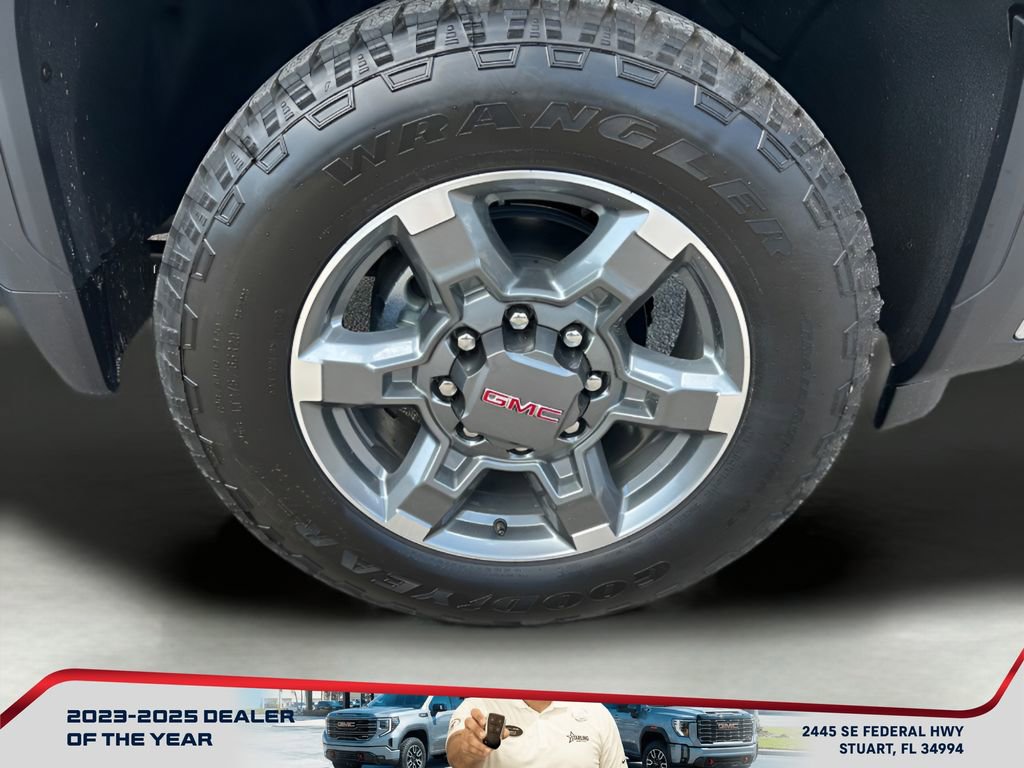 New 2025 GMC Sierra 2500 SLT w/ SLT Premium Package image 18