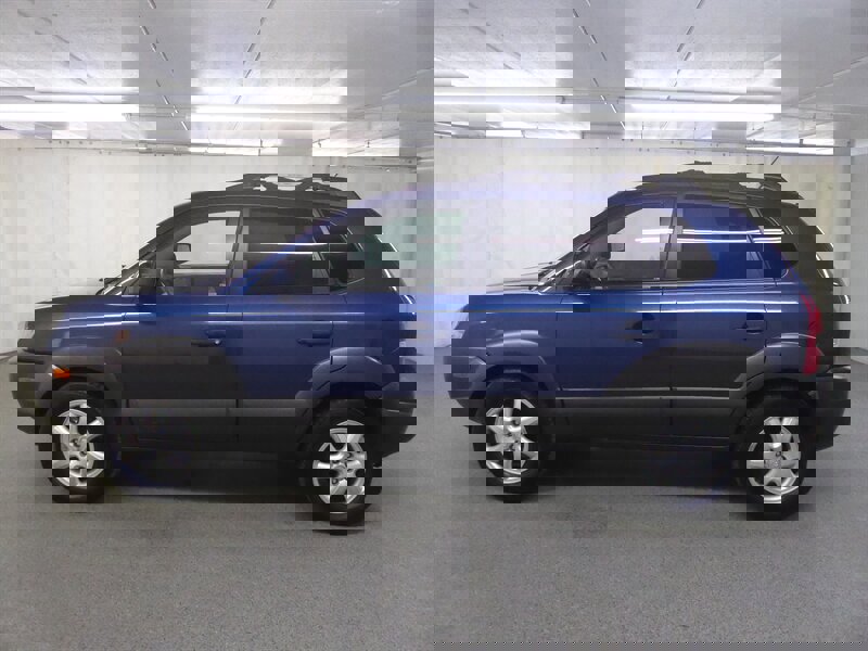 Used 2005 Hyundai Tucson GLS AWD/4WD image 4