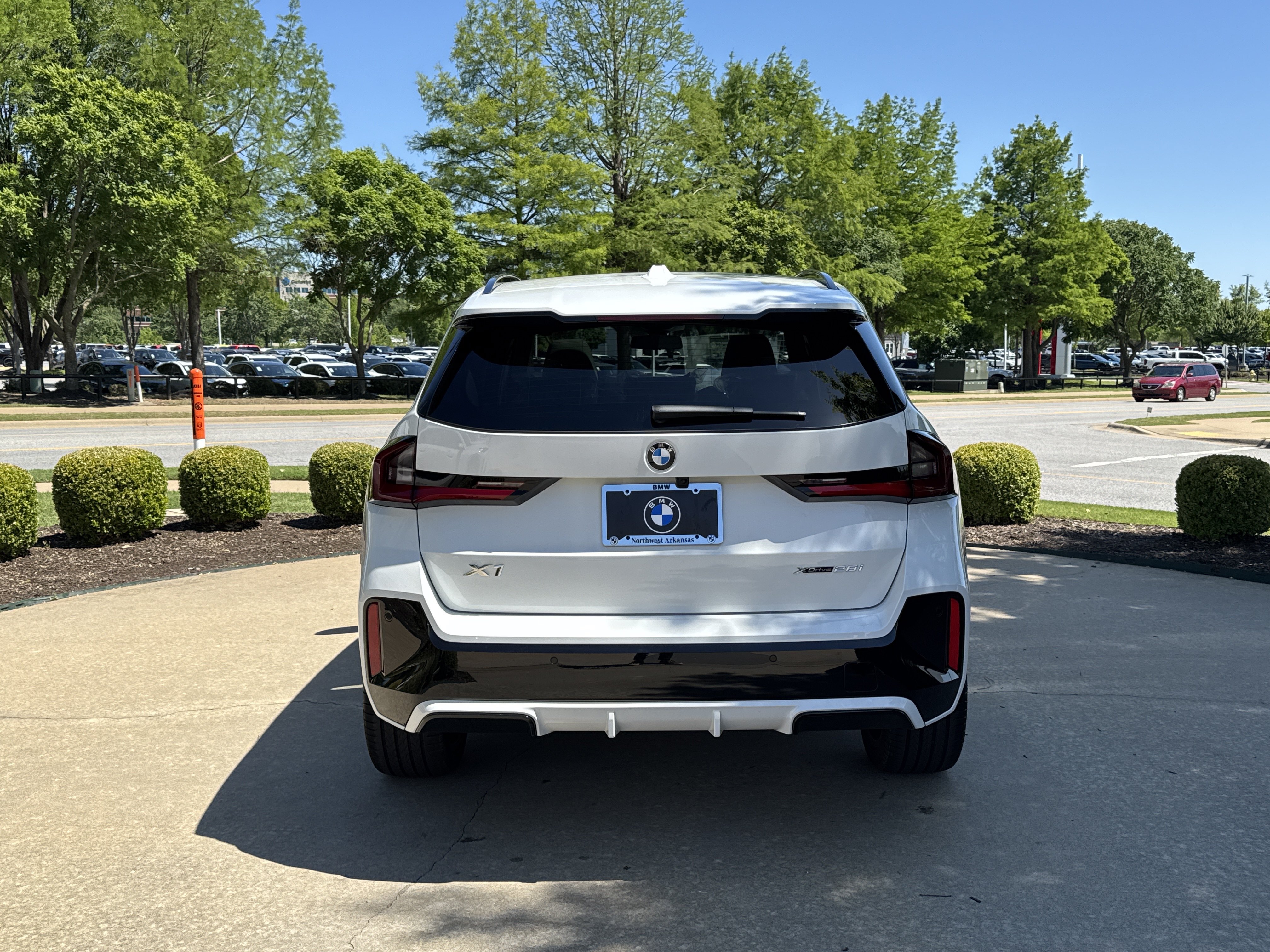 New 2026 BMW X1 xDrive28i w/ Technology Package AWD/4WD image 4