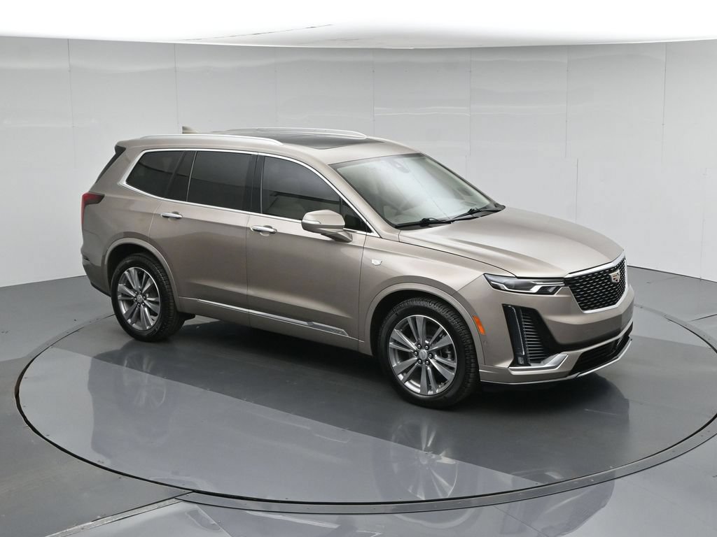 Used 2022 Cadillac XT6 Premium Luxury w/ Technology Package FWD image 47