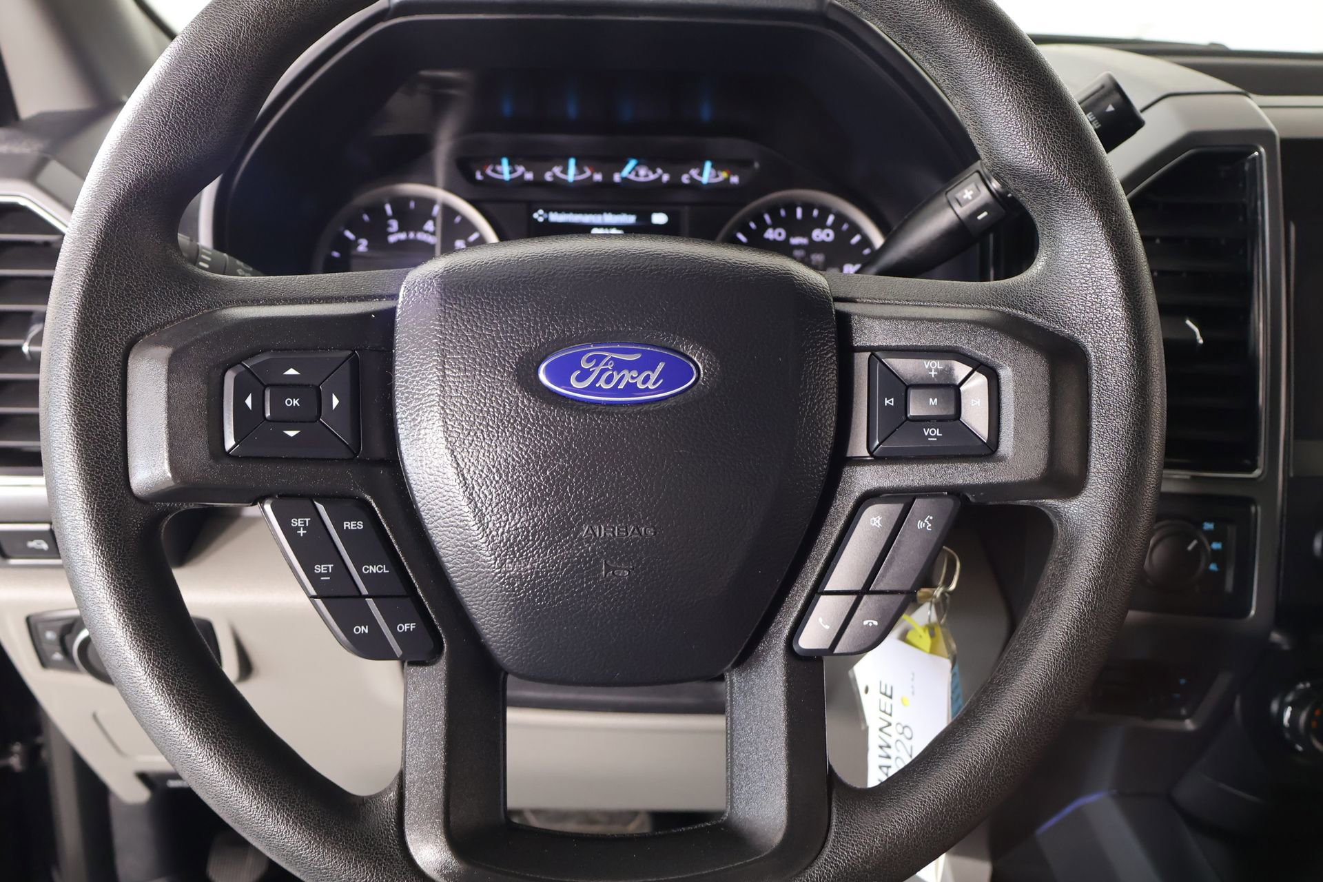Used 2021 Ford F250 XLT w/ XLT Premium Package AWD/4WD image 3