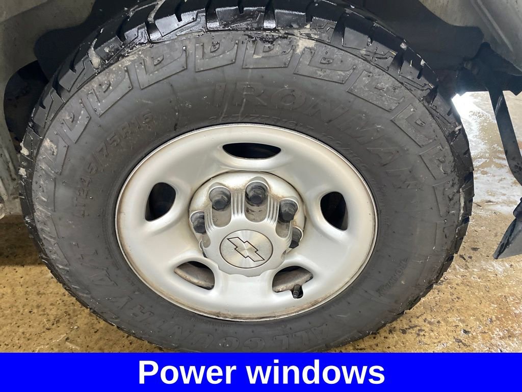 Used 2019 Chevrolet Express 2500 w/ Driver Convenience Package image 14