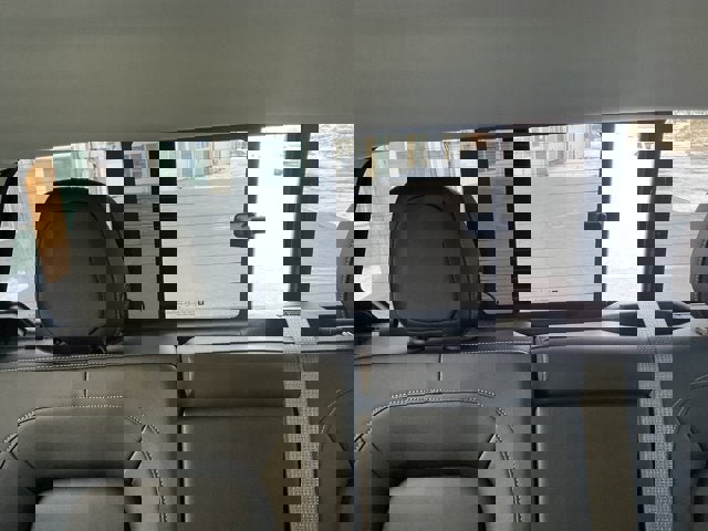 Used 2021 Chevrolet Colorado LT w/ Luxury Package image 26