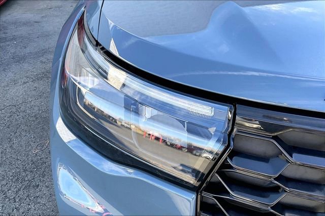 Used 2025 Ford Explorer ST w/ Sun And Sound Package image 27