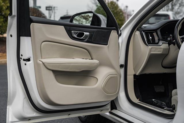 Certified 2024 Volvo S60 B5 Plus image 34