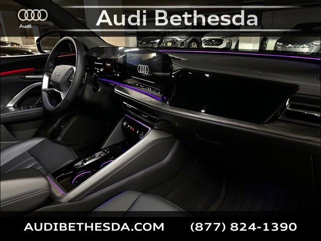 Certified 2025 Audi Q5 Premium w/ Convenience Package image 11