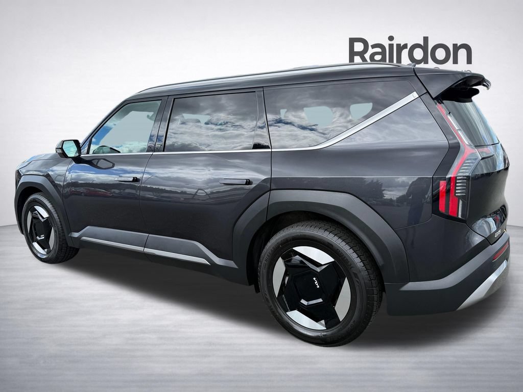Certified 2024 Kia EV9 Wind AWD/4WD image 5
