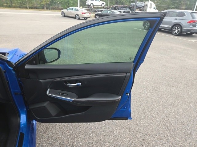 Used 2022 Nissan Sentra SR w/ Electronics Package image 28