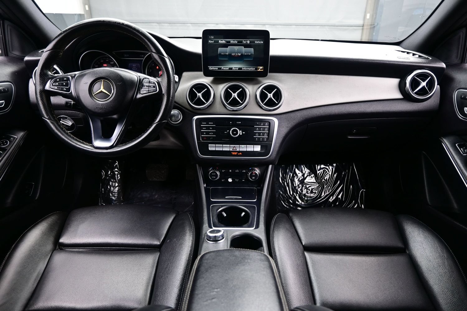 Used 2018 Mercedes-Benz GLA 250 image 18