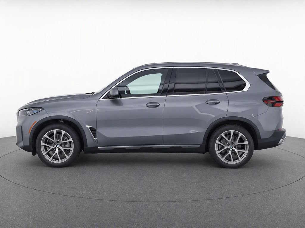Certified 2026 BMW X5 sDrive40i RWD image 2