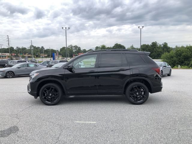 Certified 2025 Honda Passport Black Edition image 5