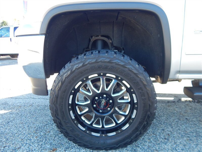 Used 2016 GMC Sierra 1500 SLE w/ SLE Value Package AWD/4WD image 11