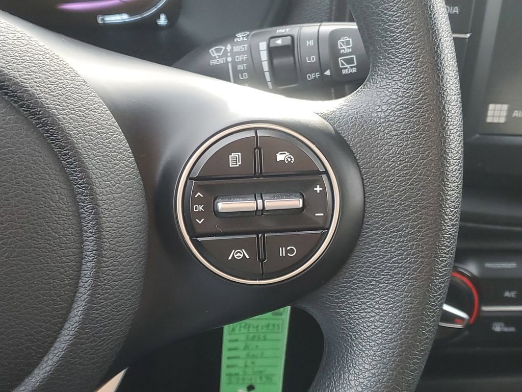 Used 2025 Kia Soul LX w/ LX Technology Package image 14