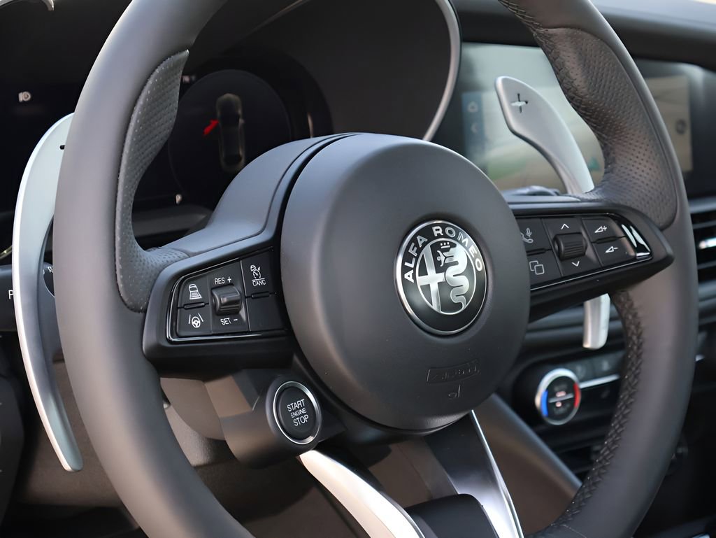 New 2026 Alfa Romeo Giulia AWD image 20