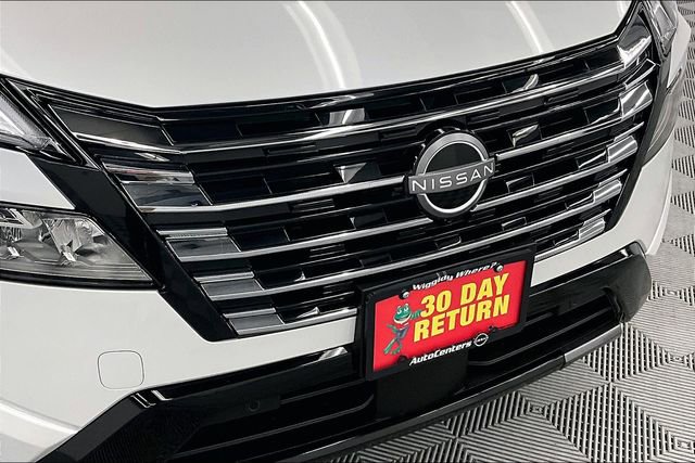 New 2025 Nissan Rogue Platinum w/ Tech Package image 16