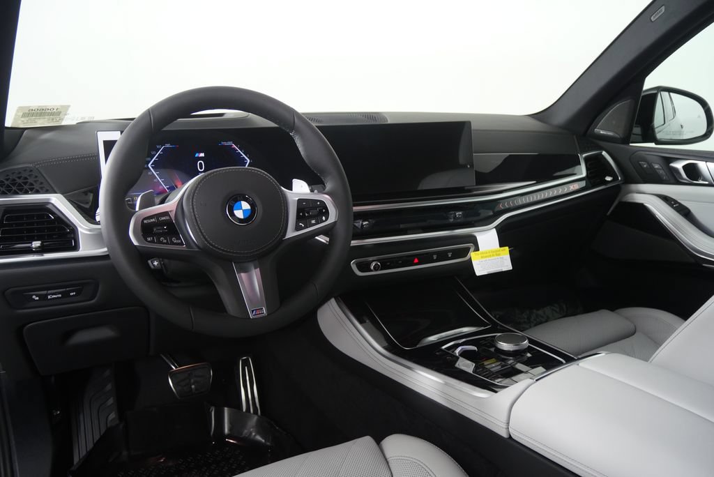 Certified 2026 BMW X5 xDrive40i w/ M Sport Package AWD/4WD image 17
