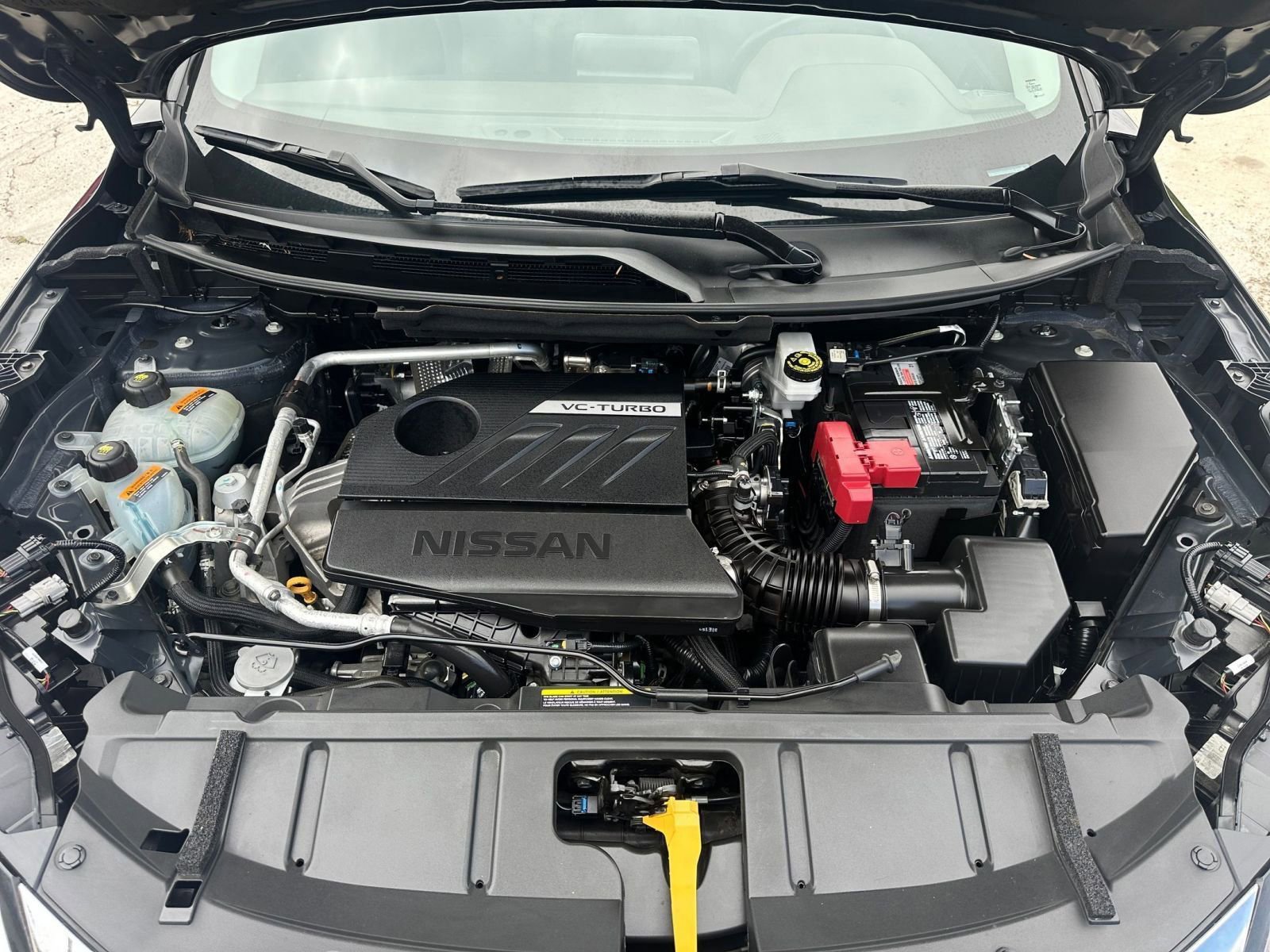 Used 2023 Nissan Rogue SV image 32