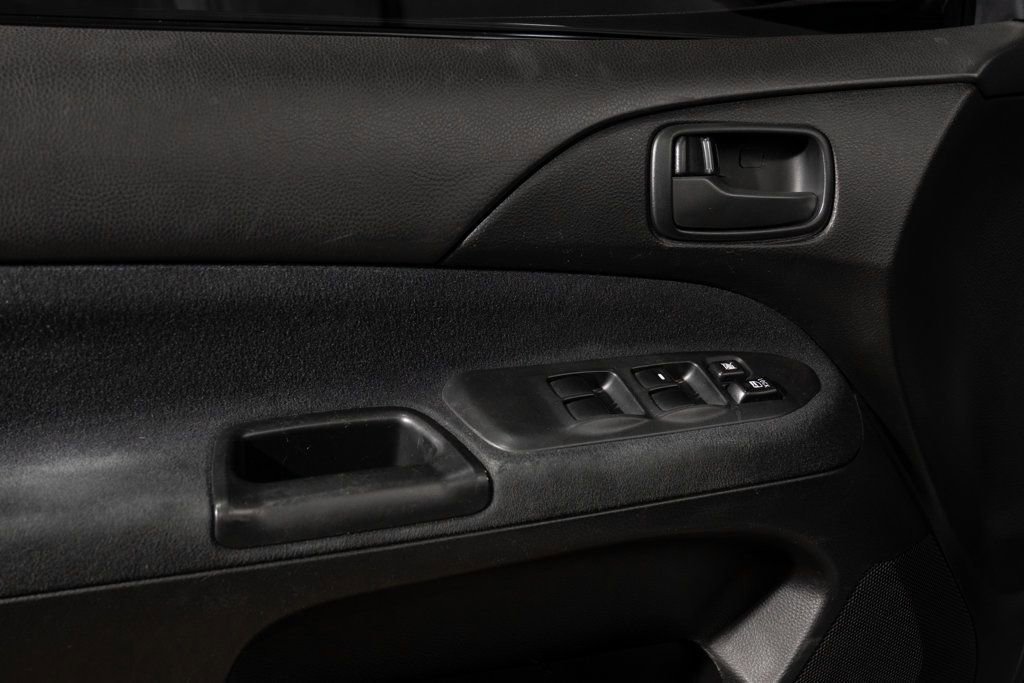 Used 2006 Mitsubishi Lancer Evolution image 23