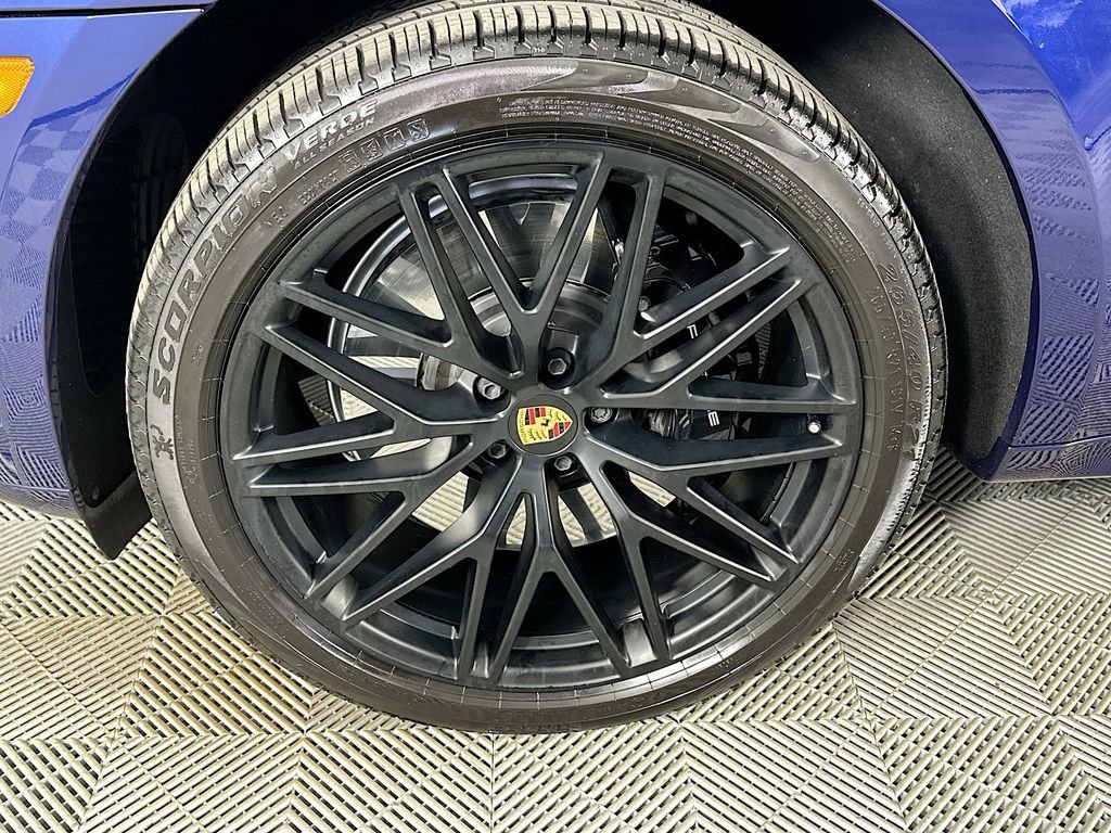 Used 2023 Porsche Macan GTS image 32