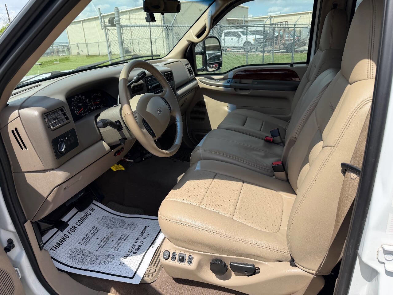 Used 2001 Ford F350 Lariat image 5