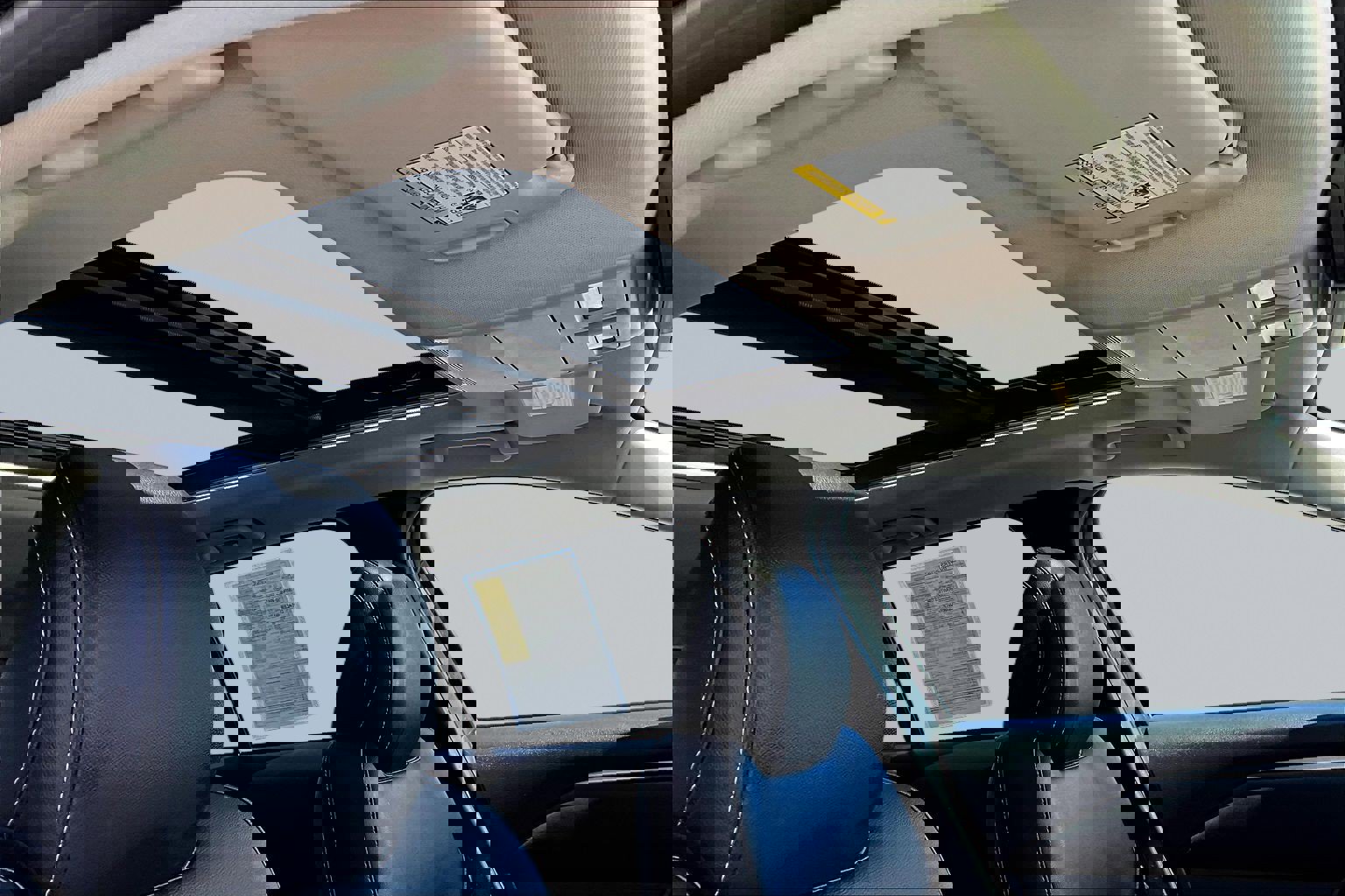 Used 2025 MAZDA CX-50 AWD 2.5 S w/ Premium Package image 19