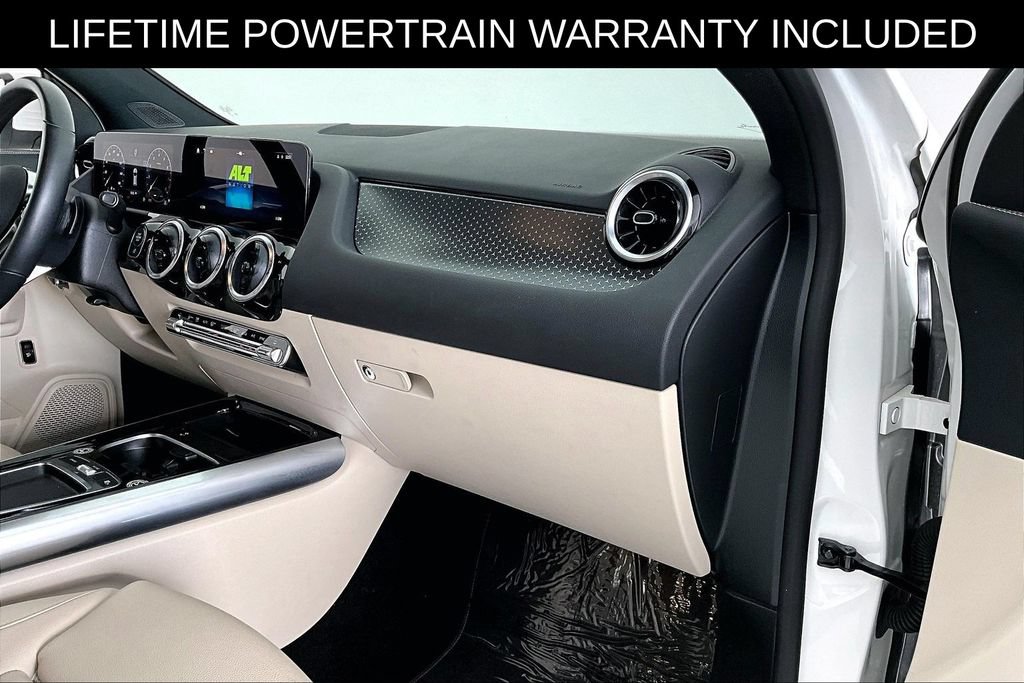 Used 2025 Mercedes-Benz GLA 250 4MATIC image 20