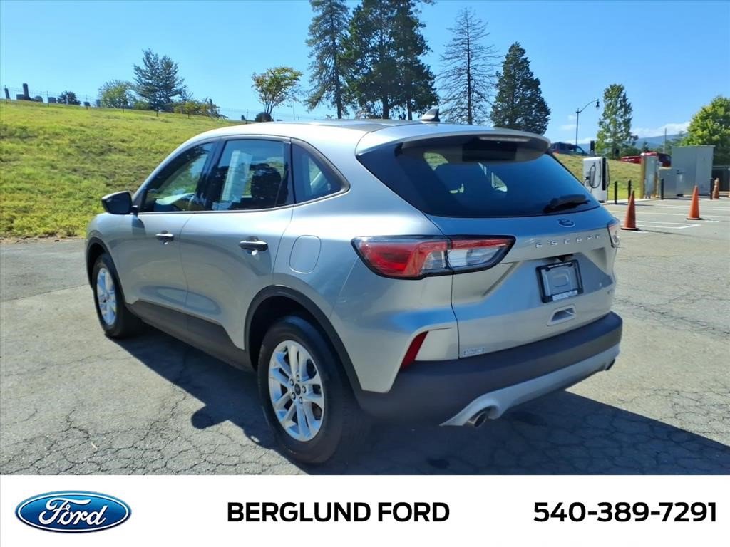 Used 2022 Ford Escape S AWD/4WD image 7