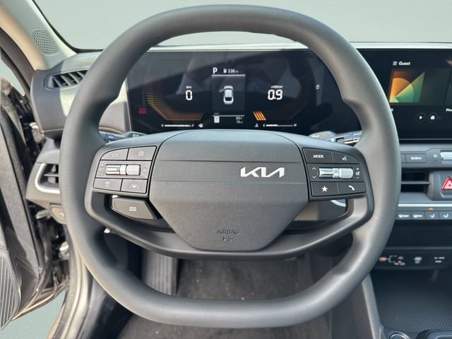 New 2026 Kia K4 FWD image 27