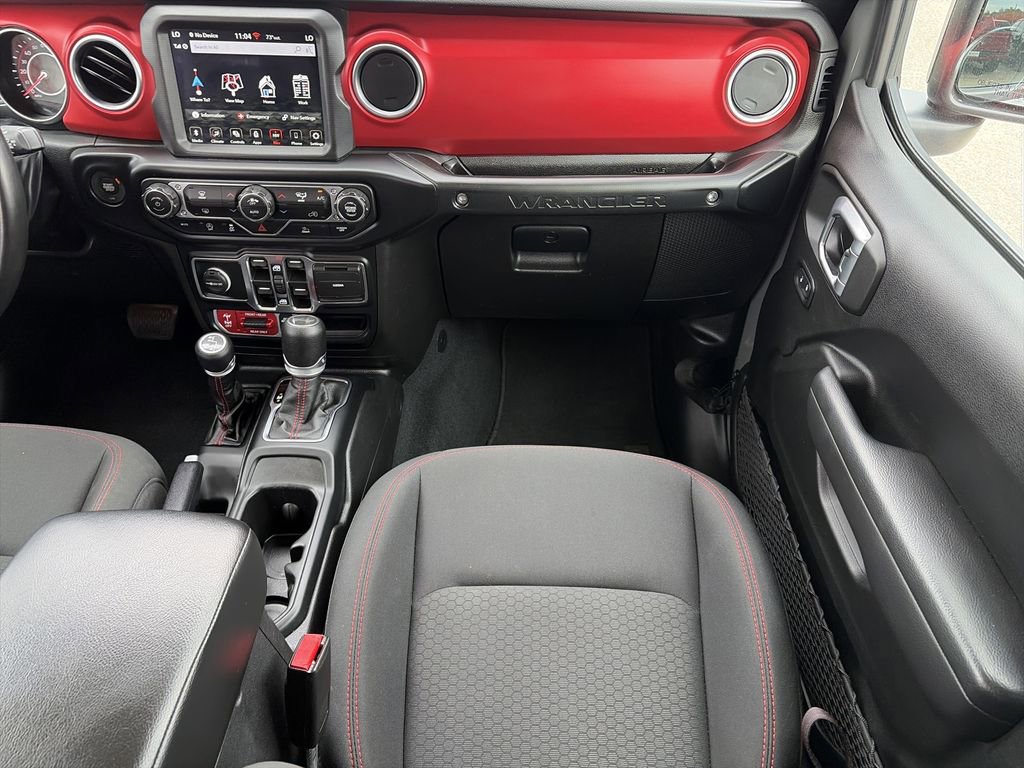 Used 2022 Jeep Wrangler Unlimited Rubicon AWD/4WD image 17