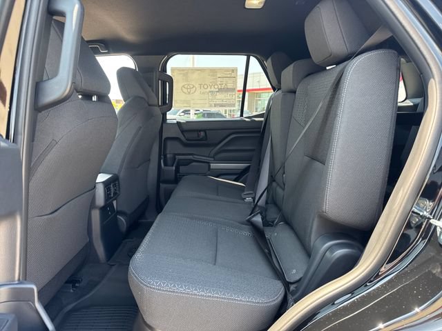 New 2026 Toyota 4Runner SR5 AWD/4WD image 11