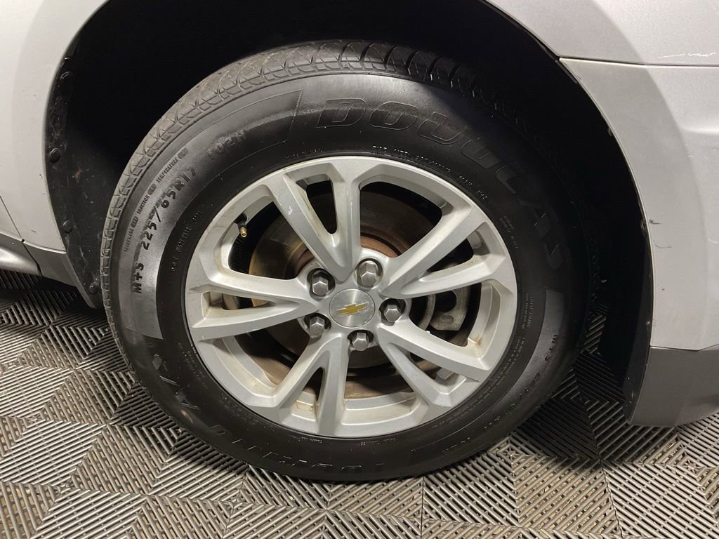 Used 2016 Chevrolet Equinox LT w/ Convenience Package image 36