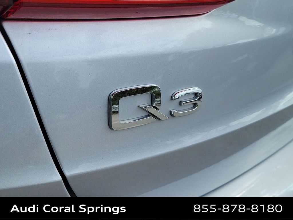 Certified 2020 Audi Q3 2.0T Premium Plus w/ Premium Plus Package AWD/4WD image 15