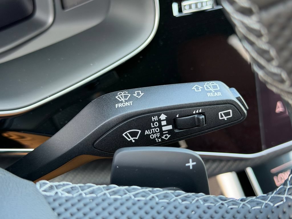 New 2026 Audi SQ7 Premium Plus AWD/4WD image 28