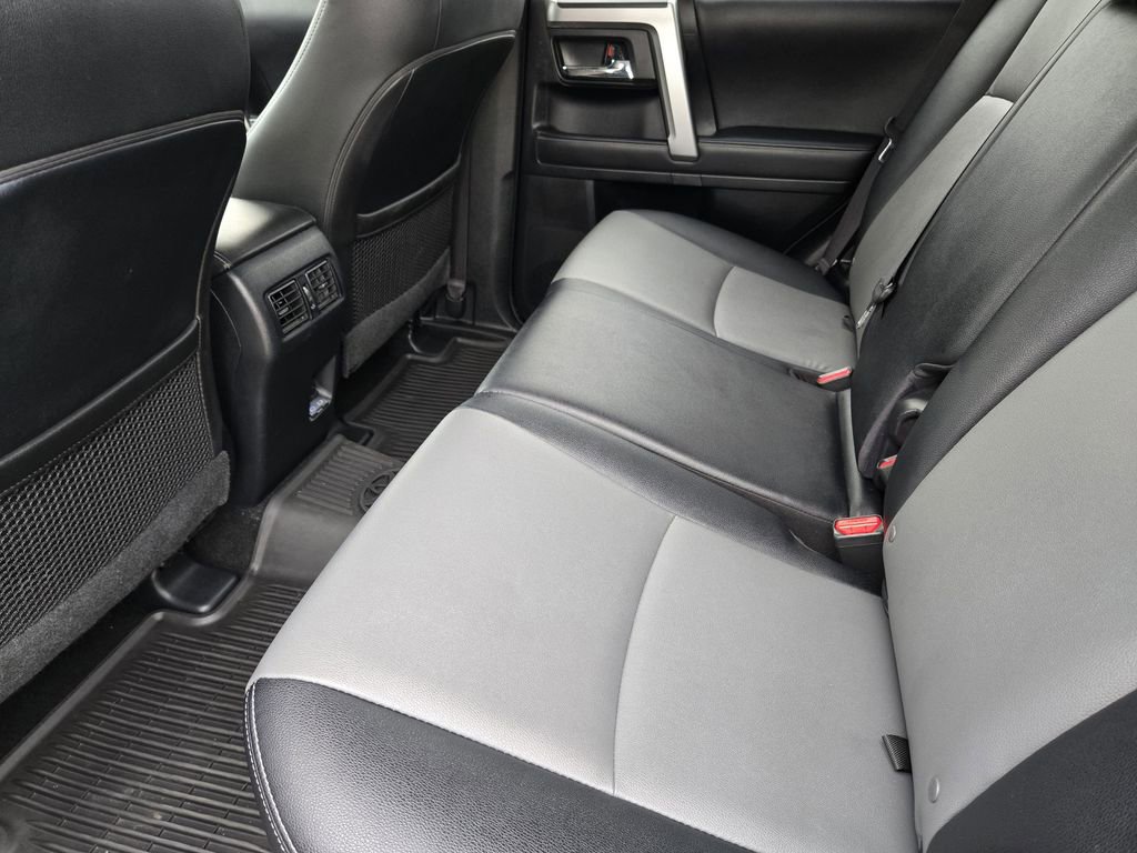 Used 2023 Toyota 4Runner SR5 Premium w/ Moonroof Package RWD image 30