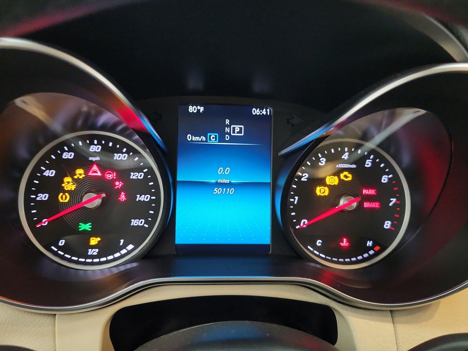 Used 2020 Mercedes-Benz GLC 300 4MATIC image 11