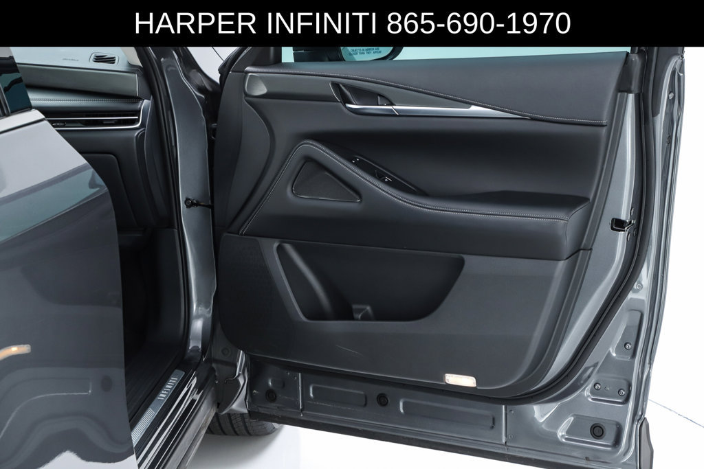 Used 2023 INFINITI QX60 Luxe w/ Cargo Package AWD/4WD image 32